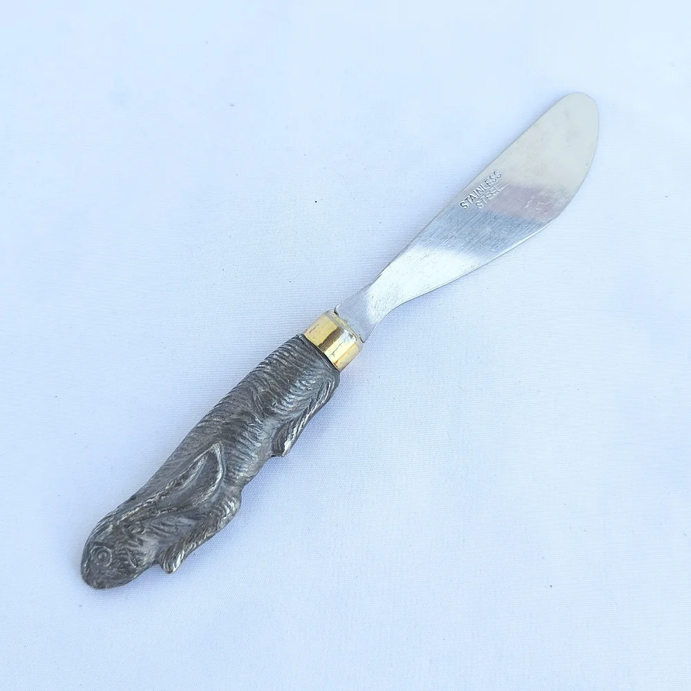 ARTHUR COURT DESIGNS | Rabbit Spreader Stainless Steel Knife